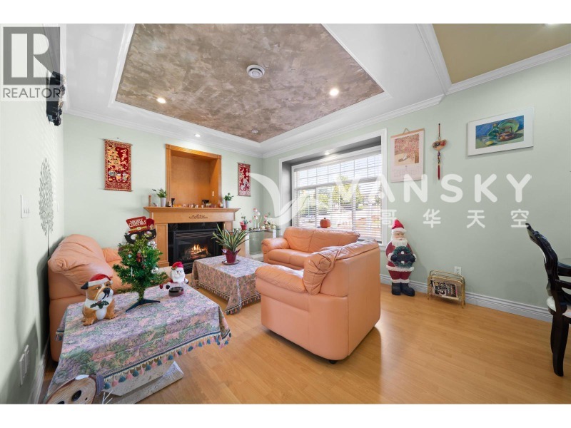 260712105904_Living Room.jpg